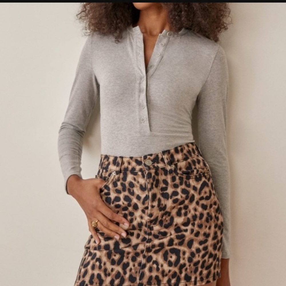 Reformation long sleeve body suit size s